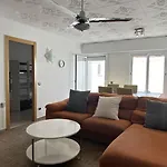 Apartamento Familiar Poeta Marquina